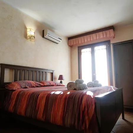 Bed & Breakfast Grotta Delle Fate 3*