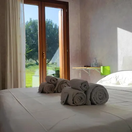 Grotta Delle Fate Bed & Breakfast