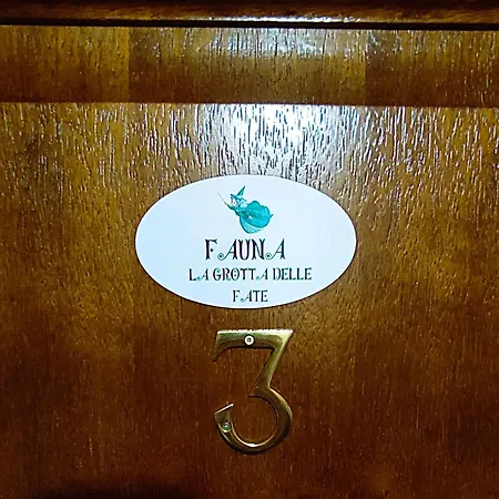 Grotta Delle Fate 3*