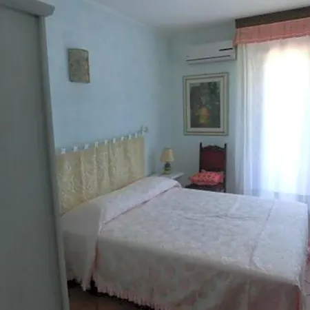 Grotta Delle Fate Bed & Breakfast