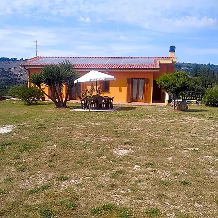 Grotta Delle Fate Bed & Breakfast 3*